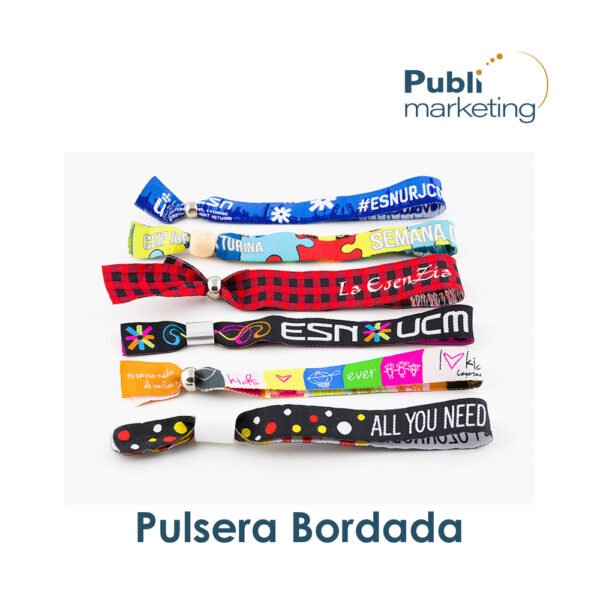 Pulsera Bordada